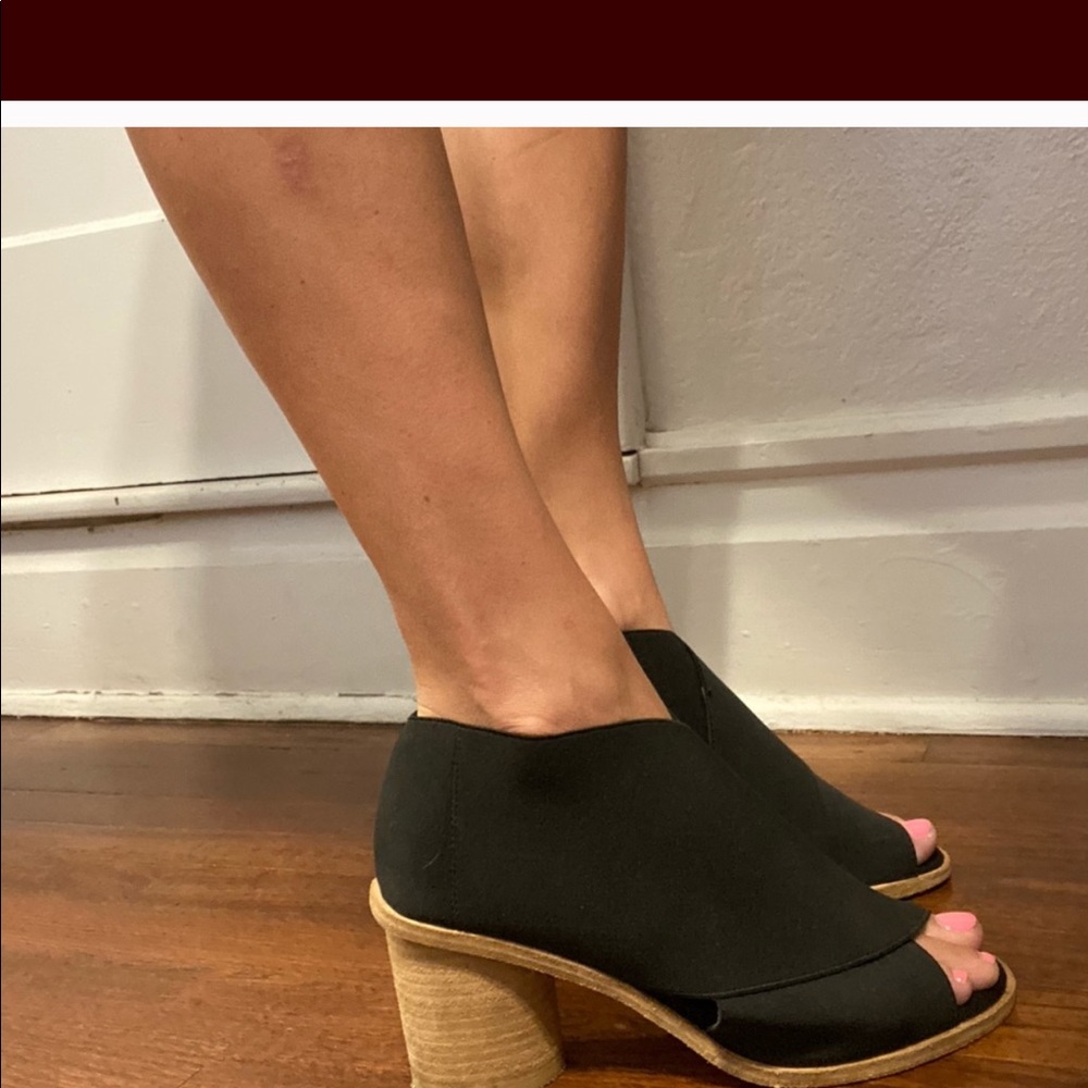 Jeffrey Campbell shoe